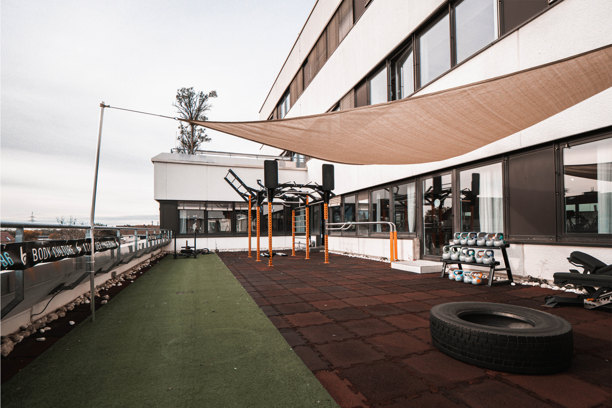 MIS_Body-Culture-Pfnorrstrasse_Aussenbereich