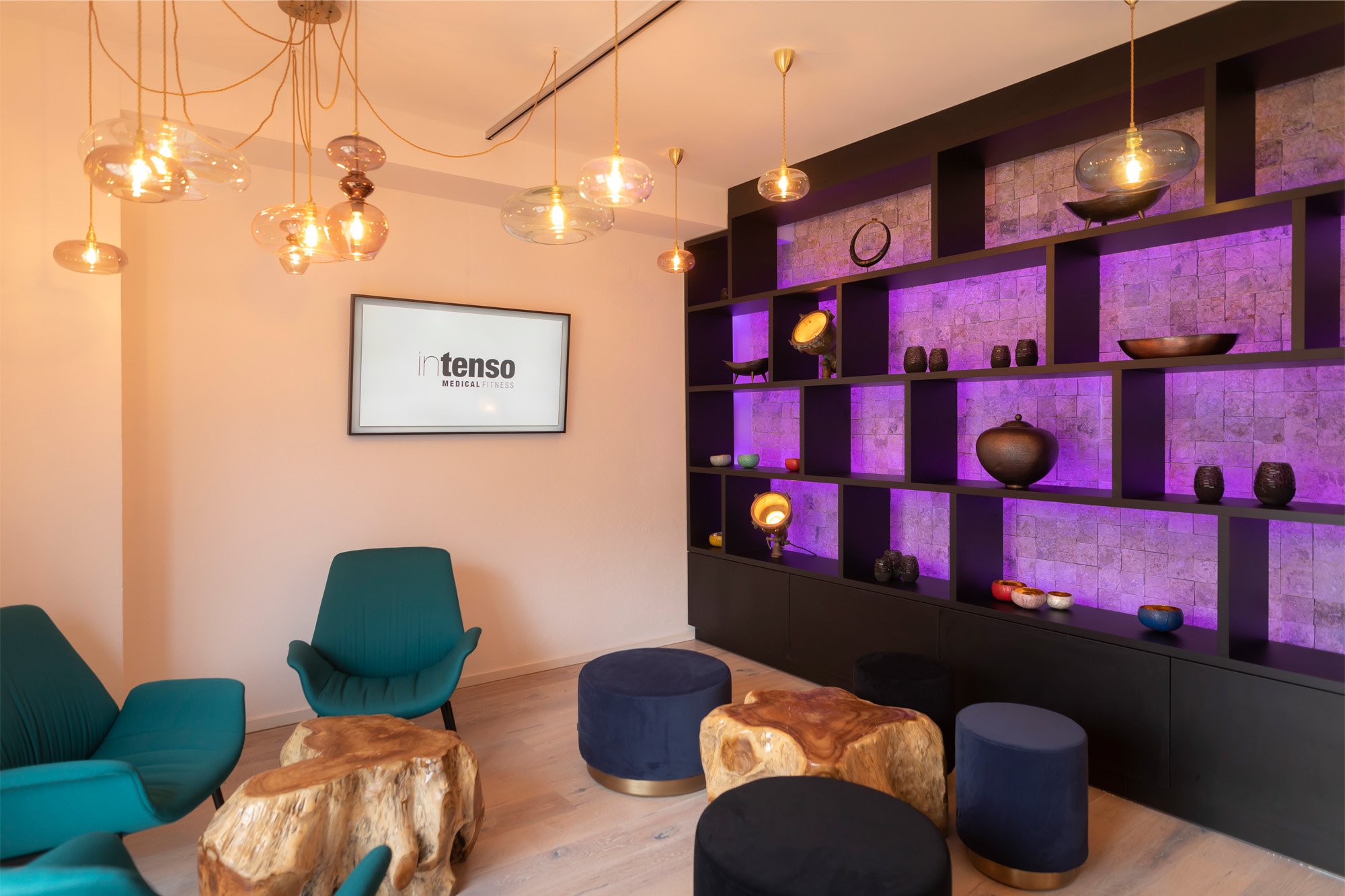 MIS_intenso-Darmstadt-Ostbahnhof_Lobby